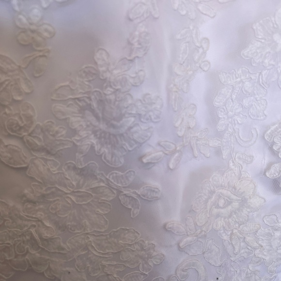 Alfred Angelo Style 277 Pocahontas Disney Fairytale Weddings - Picture 3 of 8